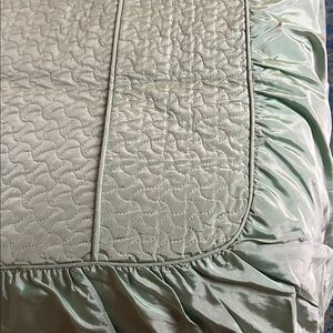 VTG 1940-50 Satin Taffeta Bedspread Jade Green Full or Twin Quilted Regency Glam